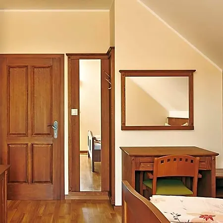 Tourism Tompa Hotel