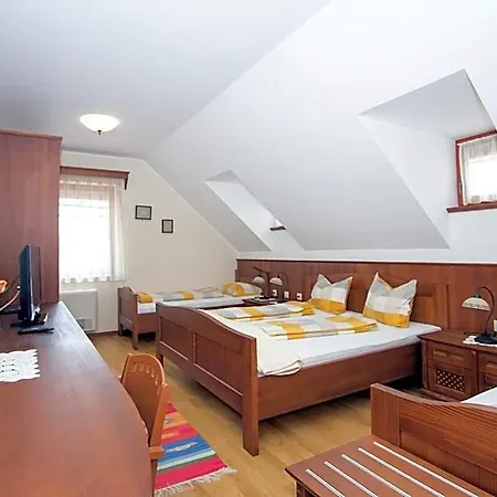 Tourism Tompa Hotel