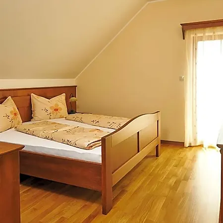 Hotel Tourism Tompa *